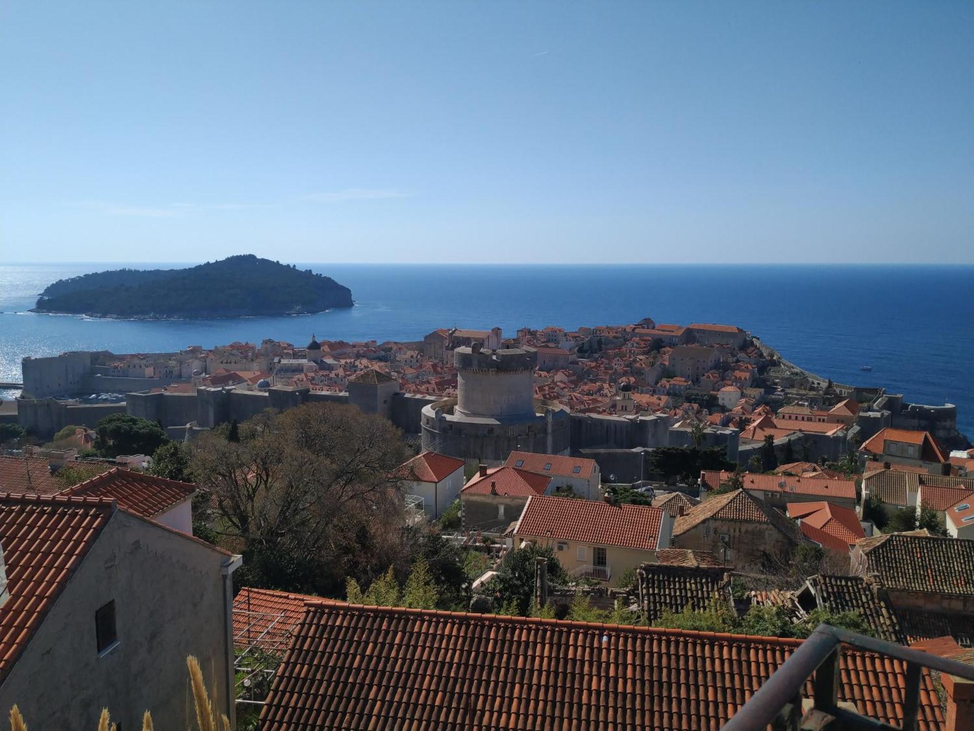 Apartman Lele *