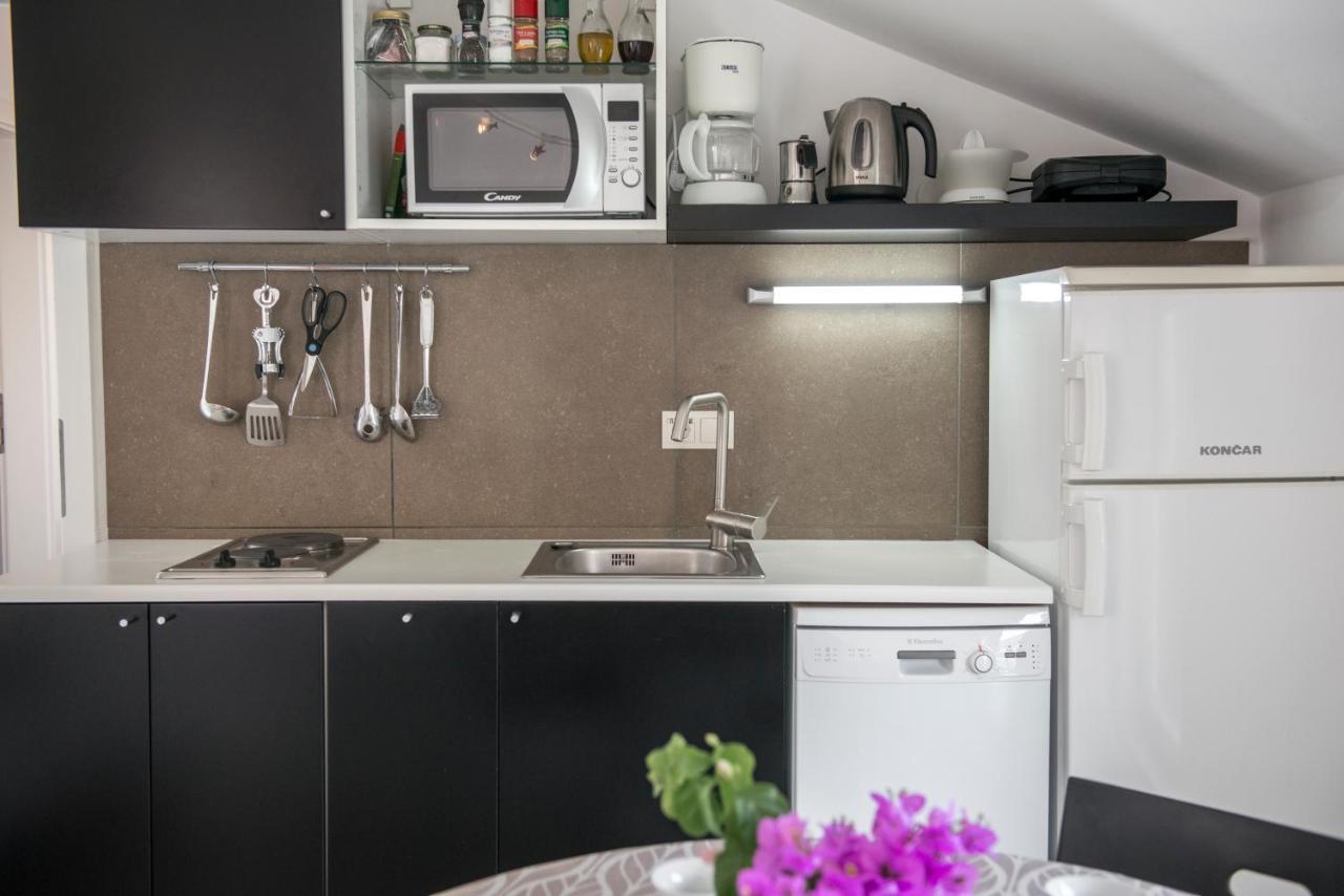 Lele Apartment